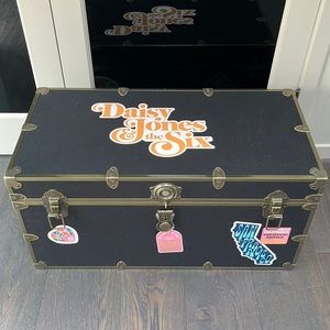 “Daisy Jones & The Six” Exclusive Merch Trunk!!!